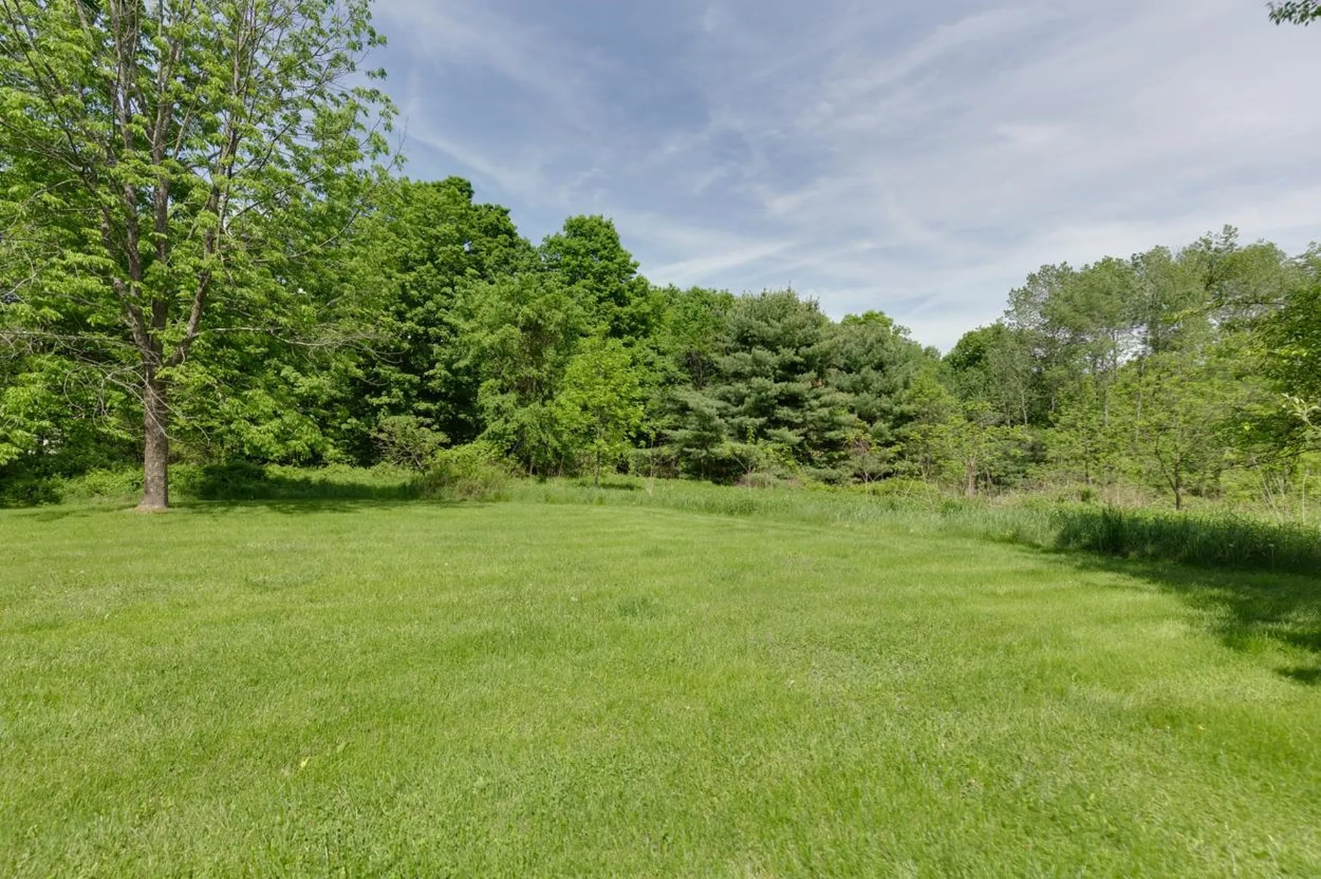 2 Raymond Road Deerfield NH 03037