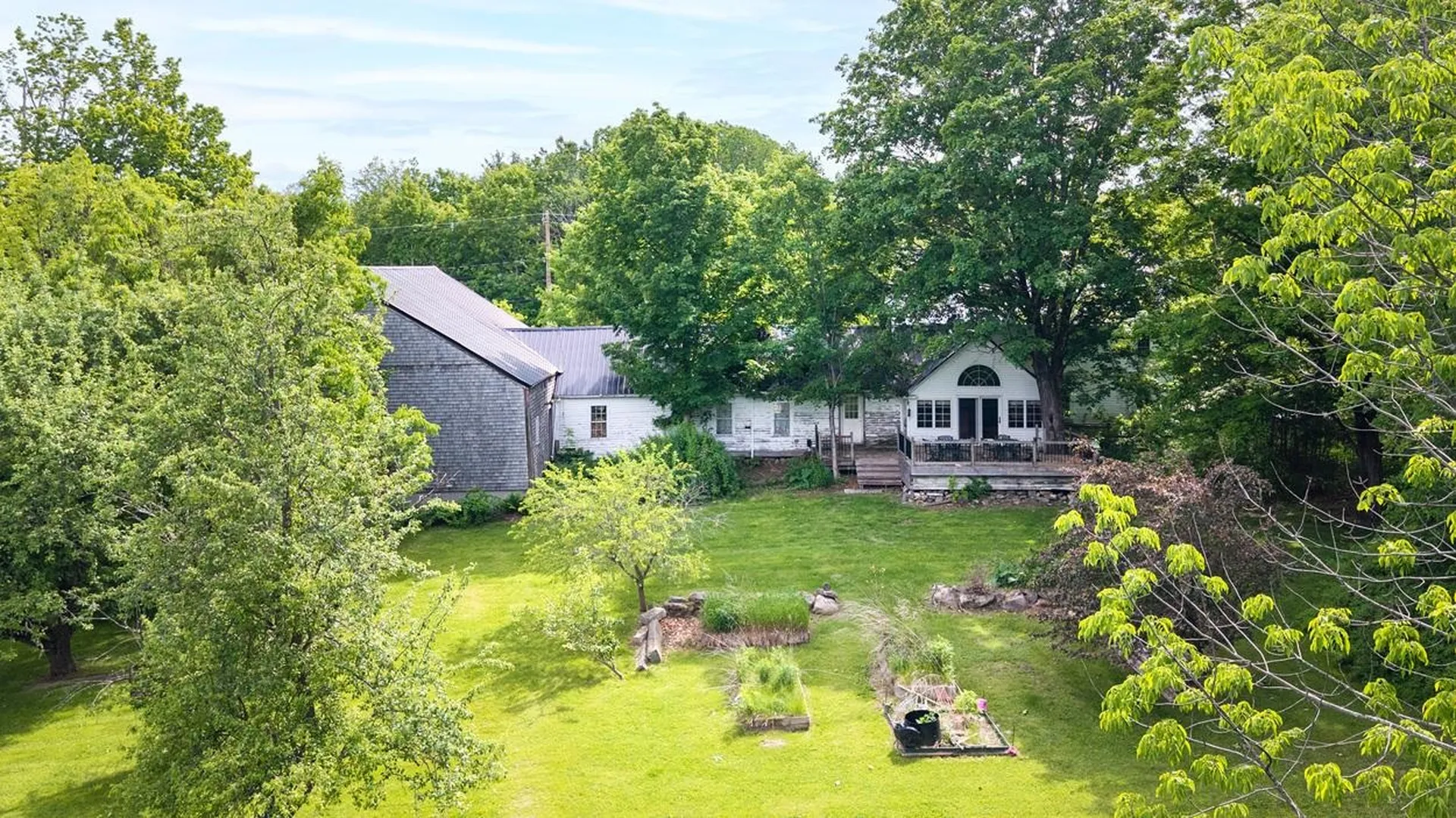 2 Raymond Road Deerfield NH 03037
