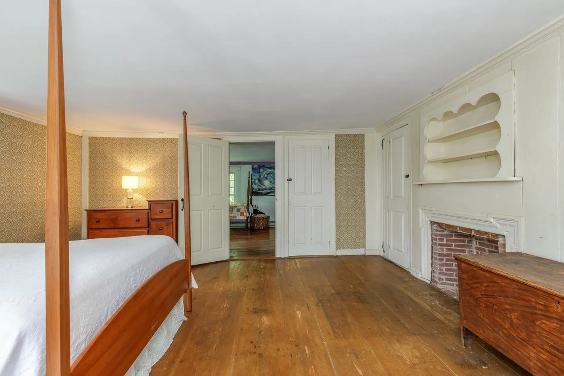 2 Raymond Road Deerfield NH 03037