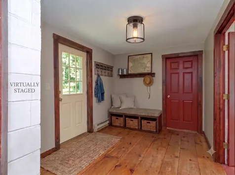 2 Raymond Road Deerfield NH 03037
