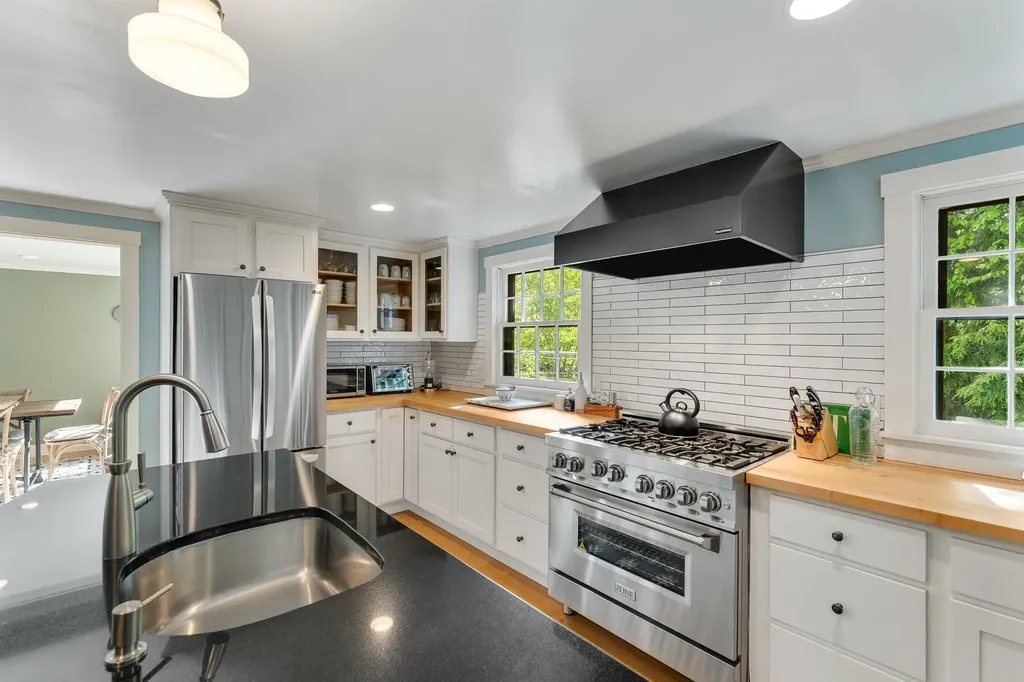 1442 North Road Barnard VT 05031