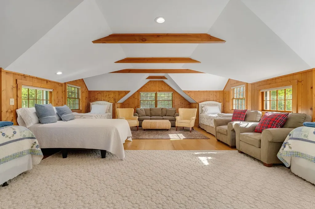 1442 North Road Barnard VT 05031