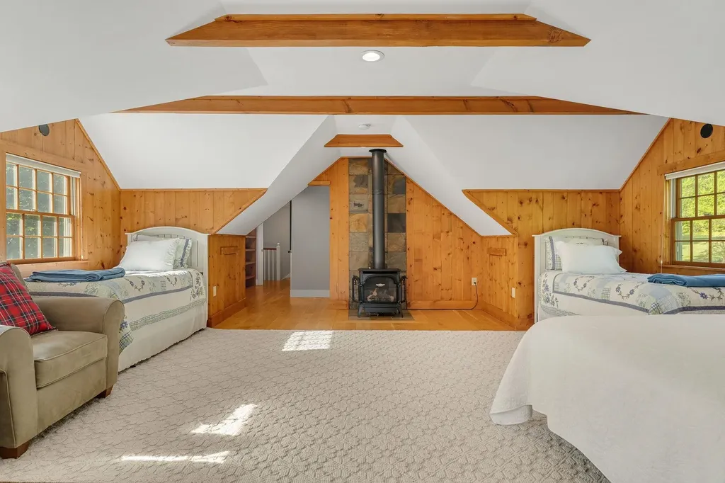 1442 North Road Barnard VT 05031