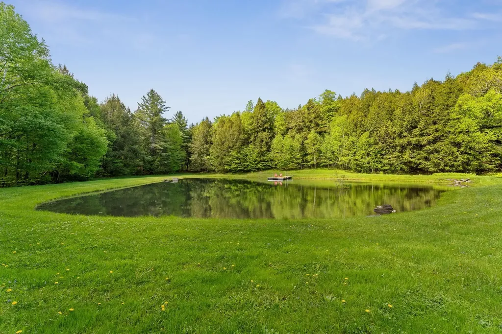 1442 North Road Barnard VT 05031