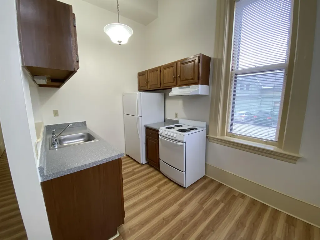 124 Orange Street Manchester NH 03103