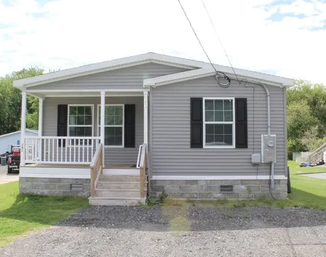 202 S Main Street Seabrook NH 03874