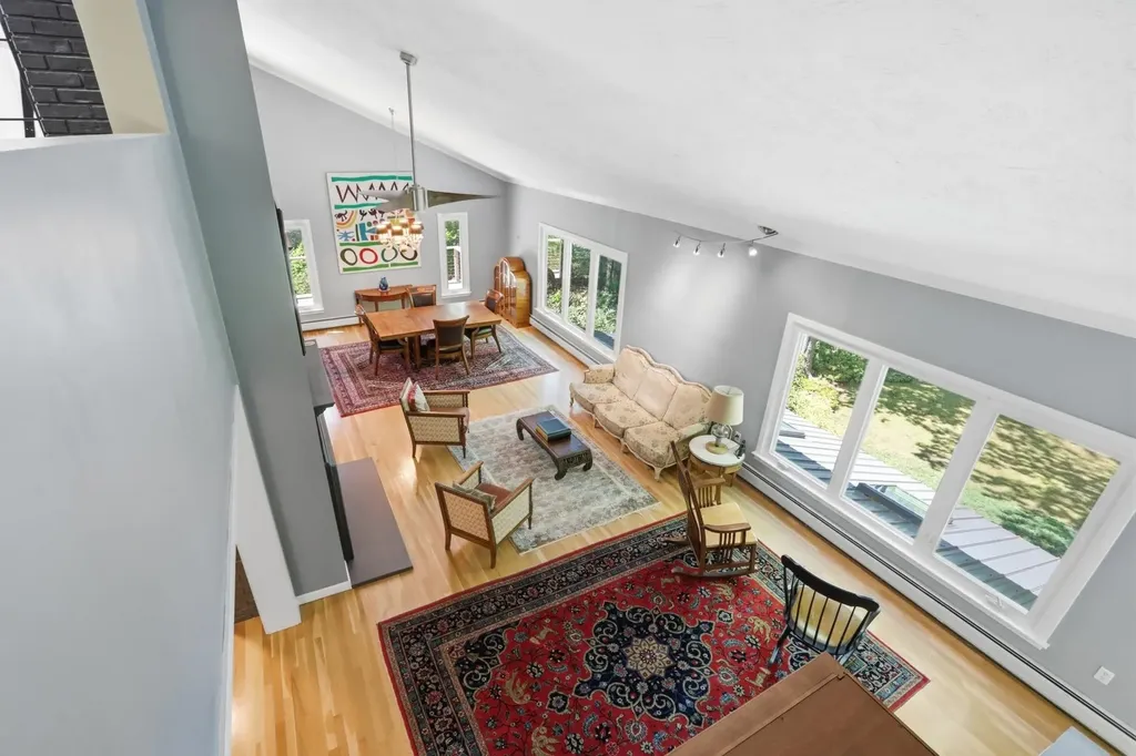 22 Hemlock Circle Sandown NH 03873