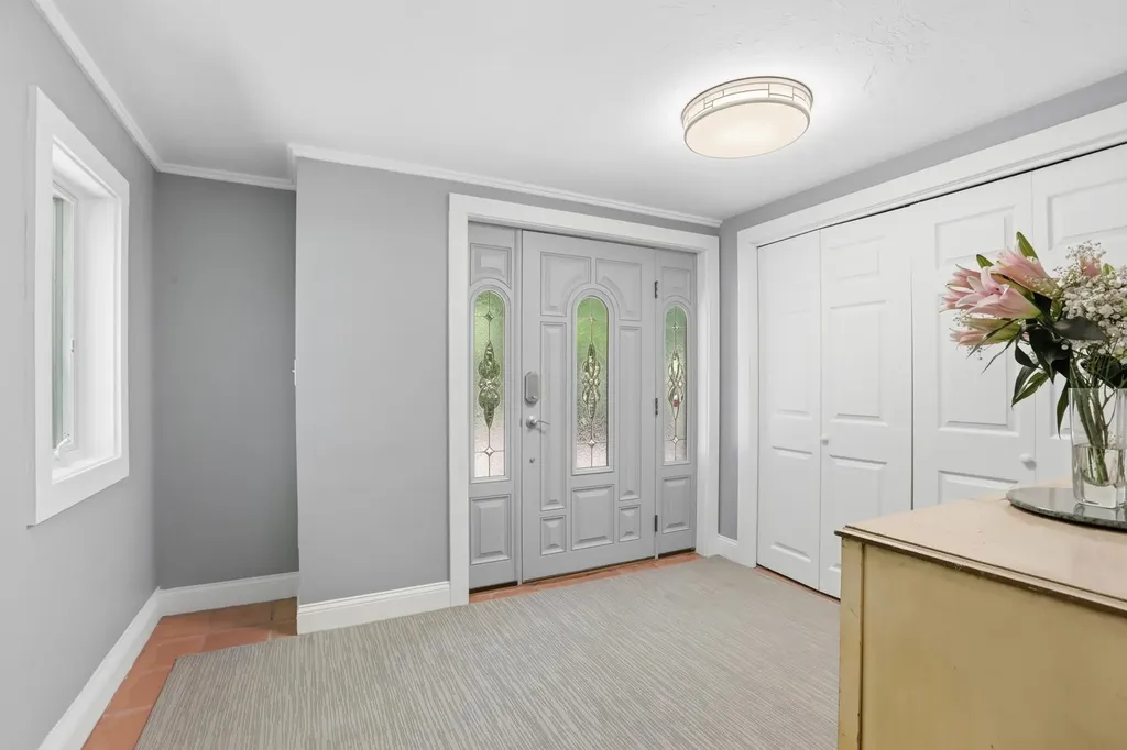22 Hemlock Circle Sandown NH 03873