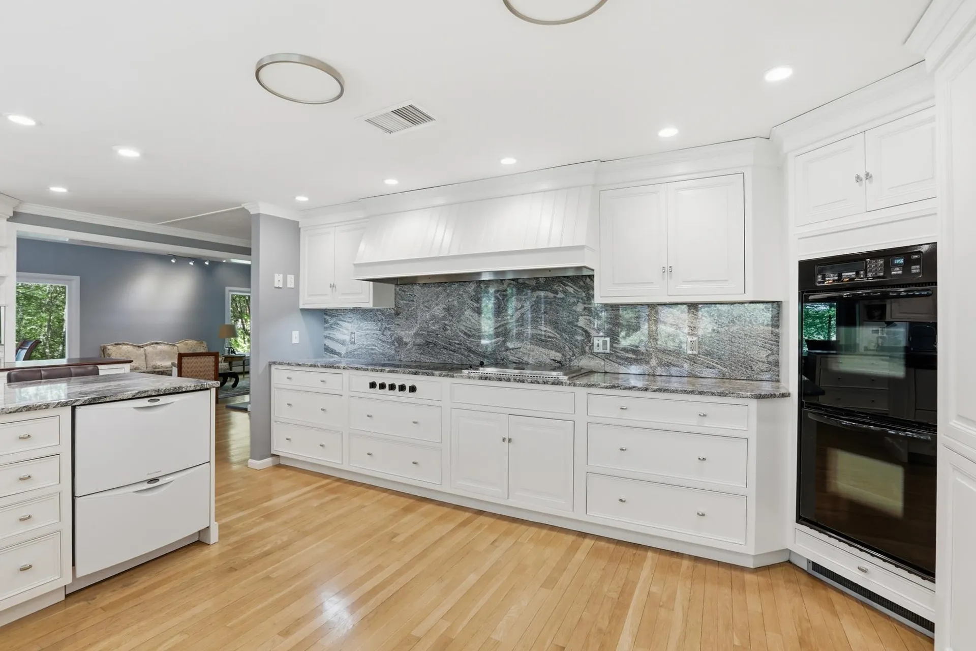 22 Hemlock Circle Sandown NH 03873