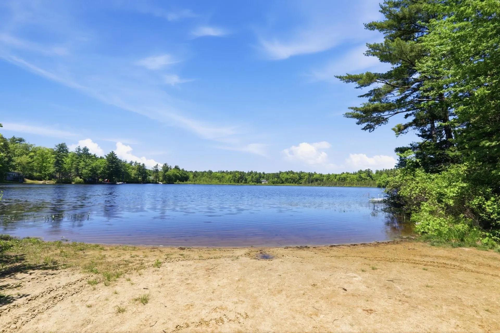 22 Hemlock Circle Sandown NH 03873