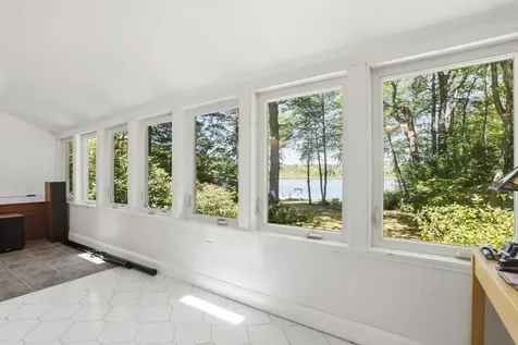 22 Hemlock Circle Sandown NH 03873