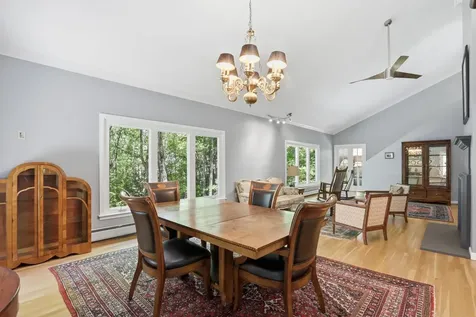 22 Hemlock Circle Sandown NH 03873