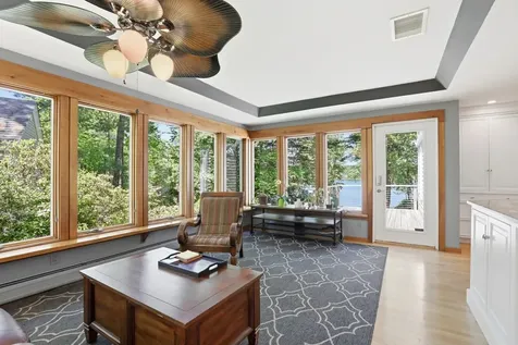 22 Hemlock Circle Sandown NH 03873