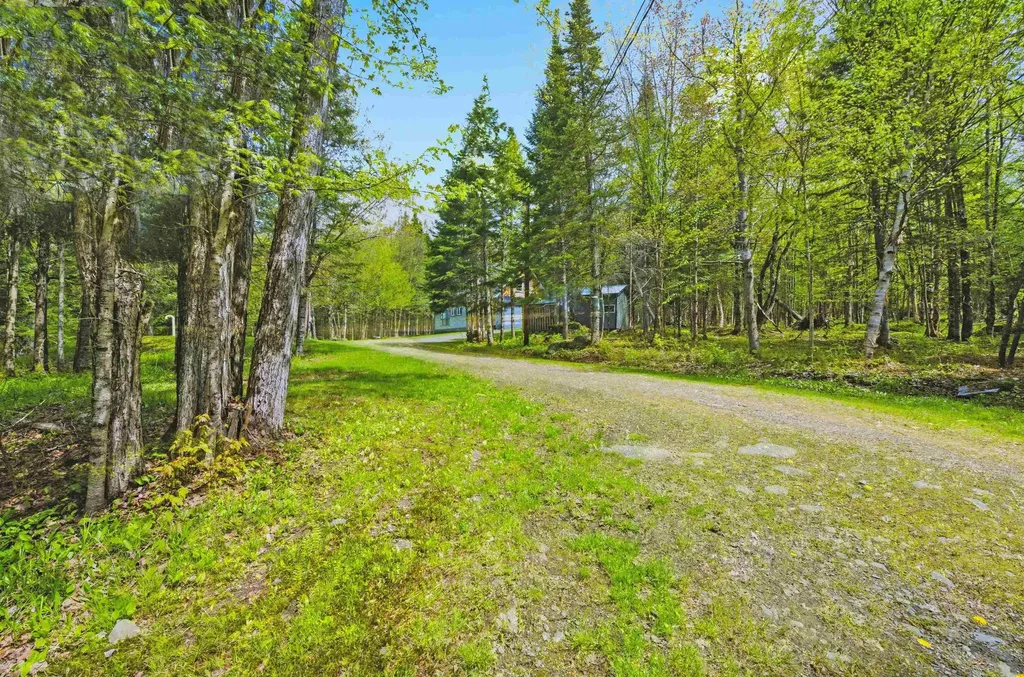 2484 North Main Street Pittsburg NH 03592