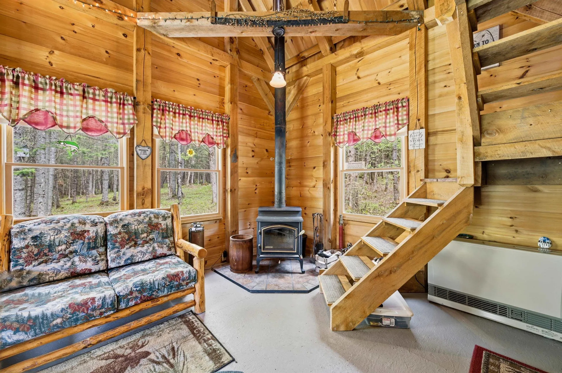 2484 North Main Street Pittsburg NH 03592