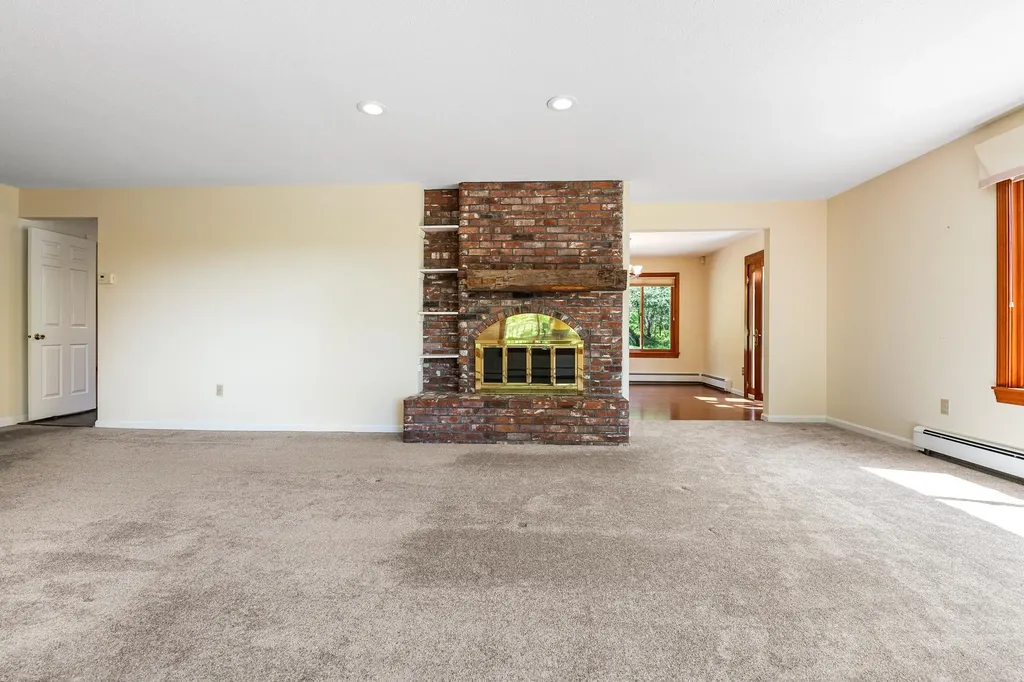 54 Blueberry Hill Drive Lebanon NH 03766