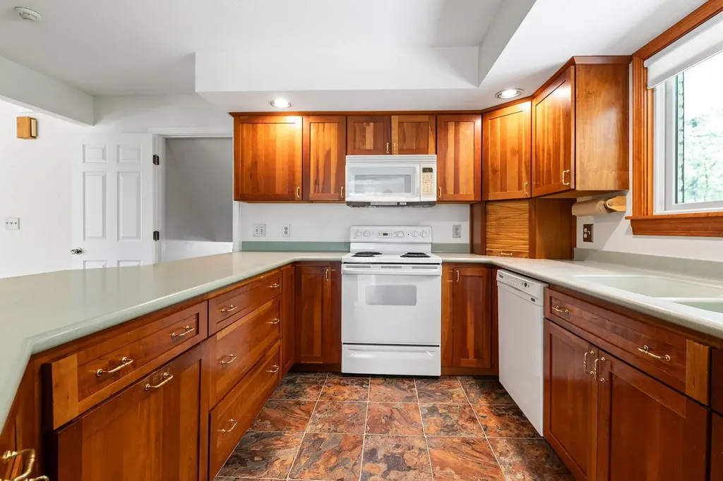 54 Blueberry Hill Drive Lebanon NH 03766