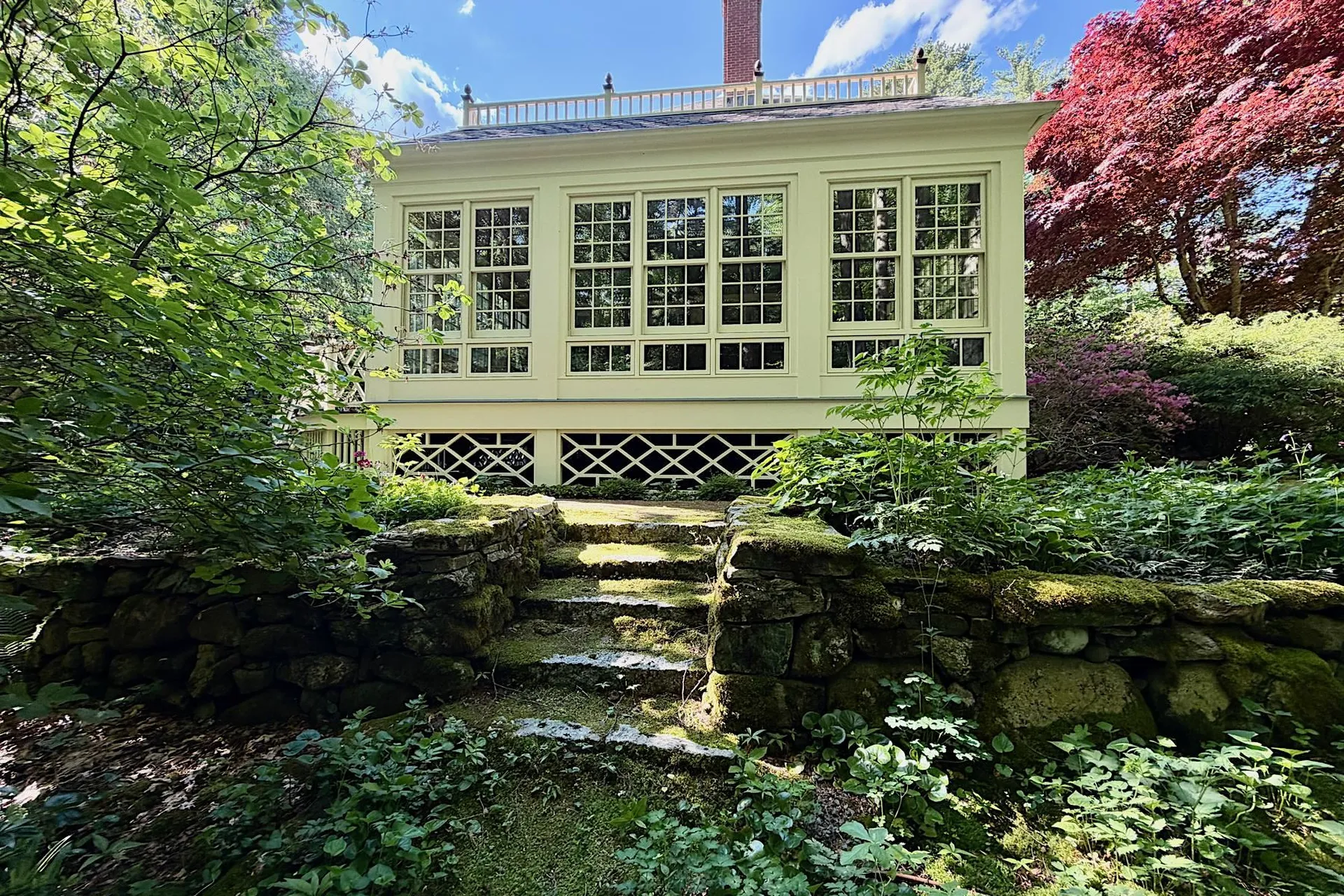 8 Ship Rock Road North Hampton NH 03862