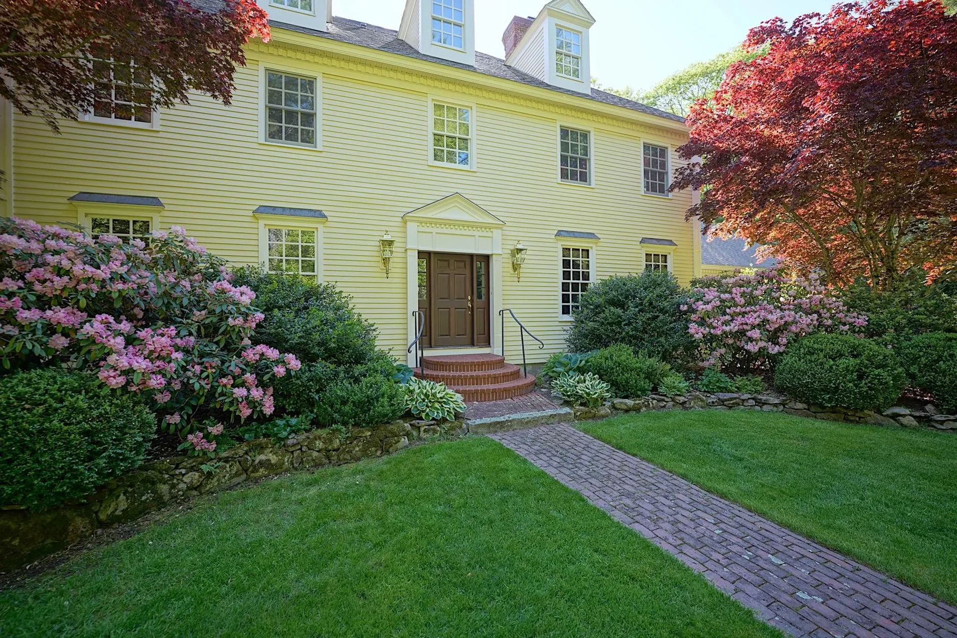 8 Ship Rock Road North Hampton NH 03862