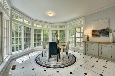 8 Ship Rock Road North Hampton NH 03862
