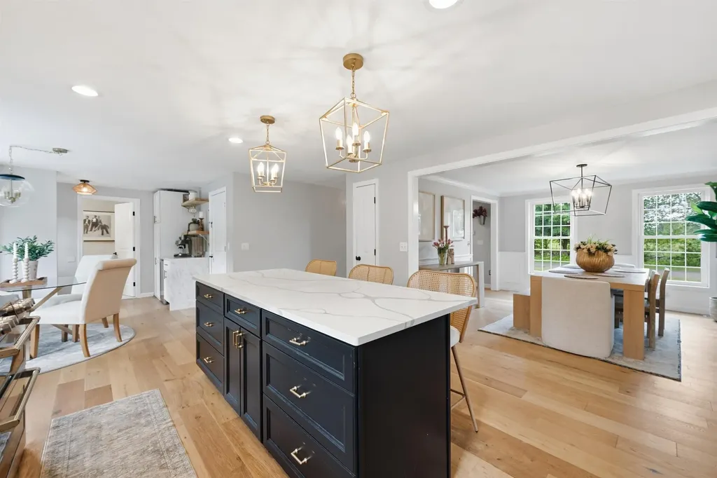 2 Emileo Lane Salem NH 03079