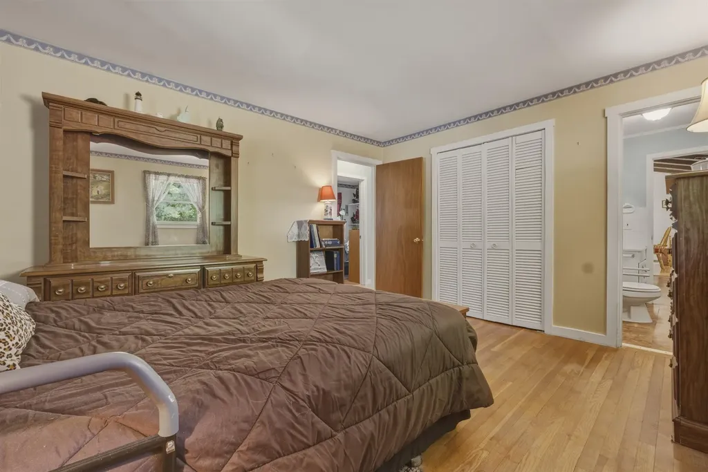 9 Sylvan Way Swanzey NH 03431