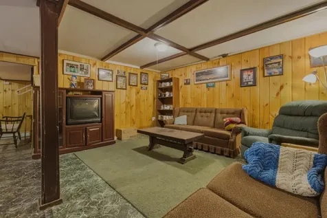 9 Sylvan Way Swanzey NH 03431