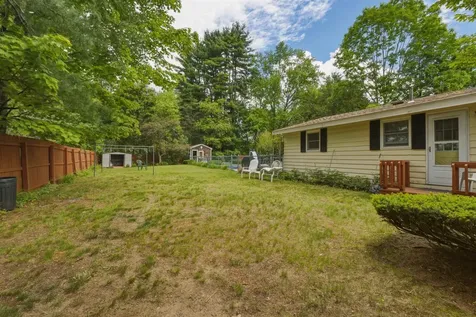 9 Sylvan Way Swanzey NH 03431