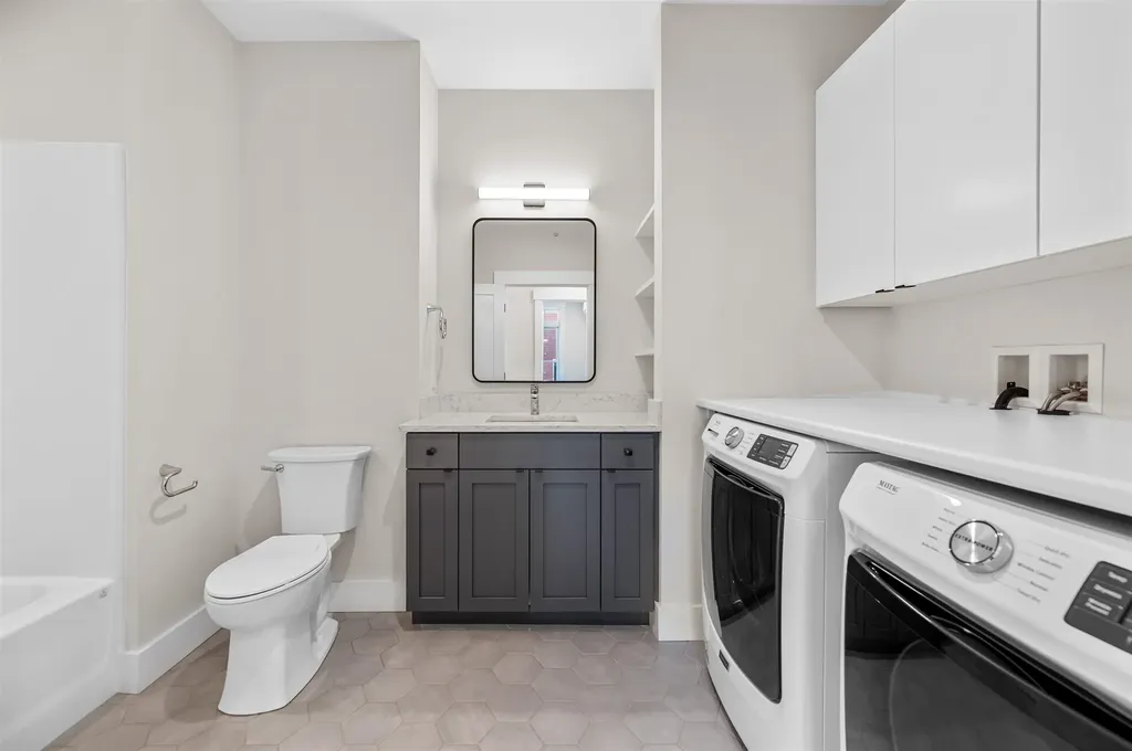 96 Aiken Street South Burlington VT 05403