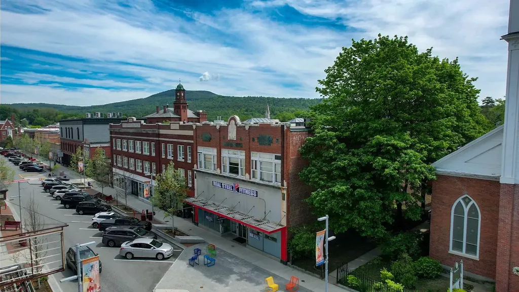 66 Pleasant Street Claremont NH 03743
