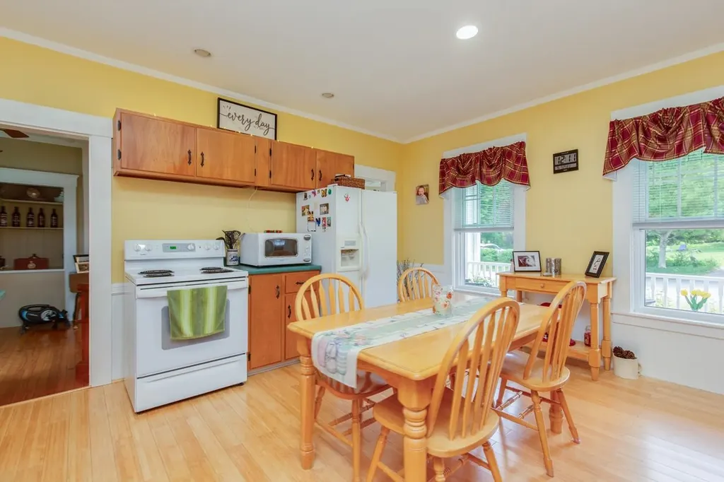 26 Cross Street Concord NH 03303