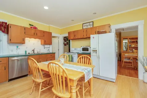 26 Cross Street Concord NH 03303