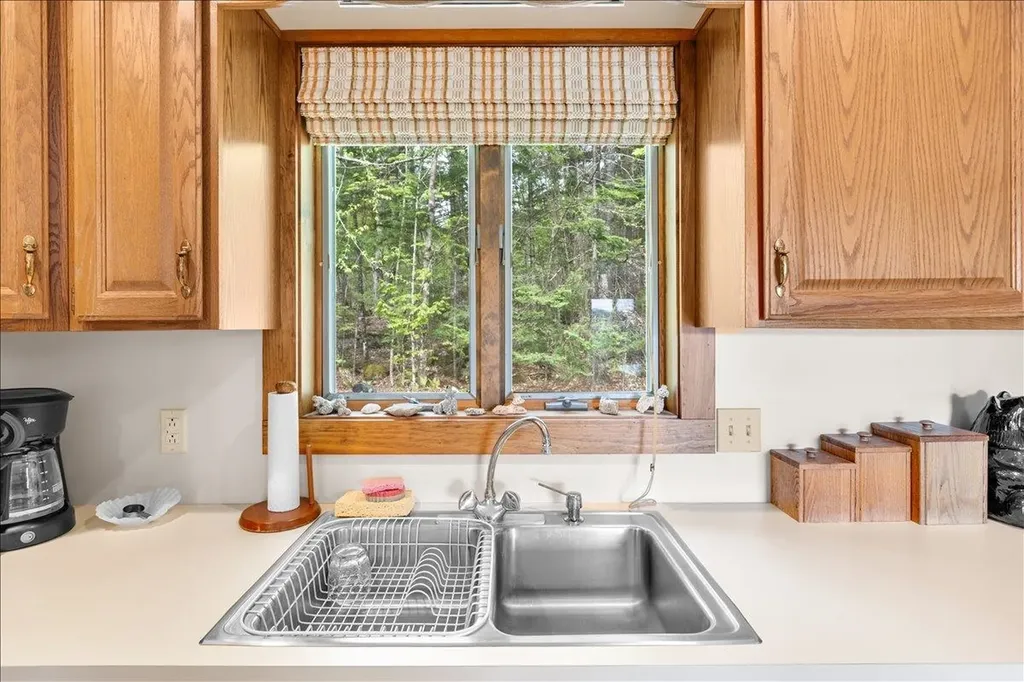 290 Iron Foundry Road Franconia NH 03580
