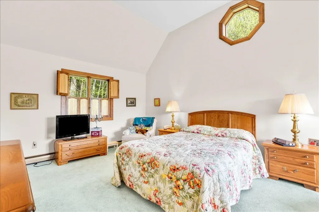 290 Iron Foundry Road Franconia NH 03580