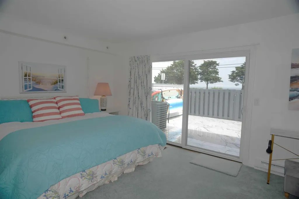 947 Ocean Boulevard Hampton NH 03842