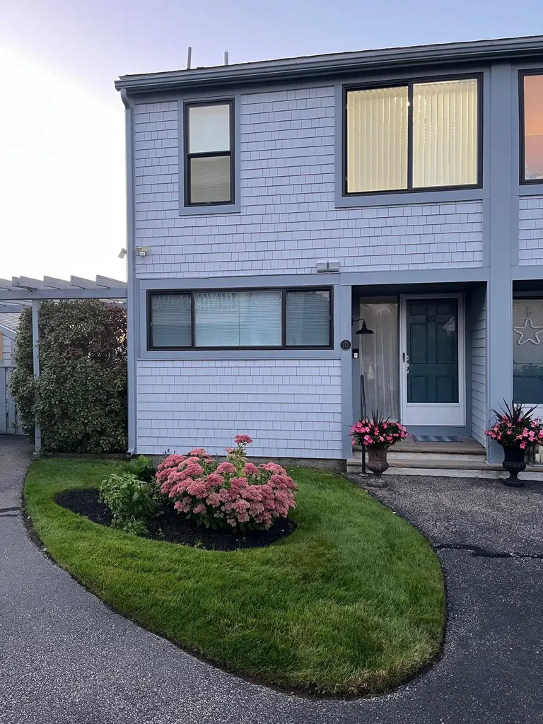 947 Ocean Boulevard Hampton NH 03842