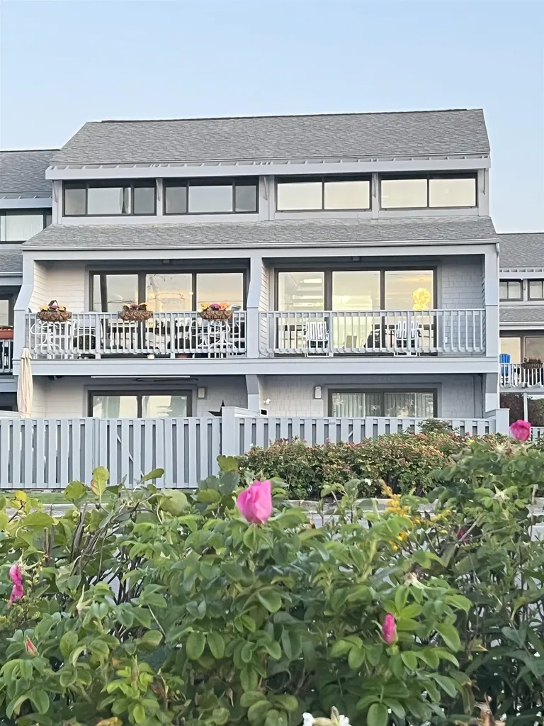 947 Ocean Boulevard Hampton NH 03842
