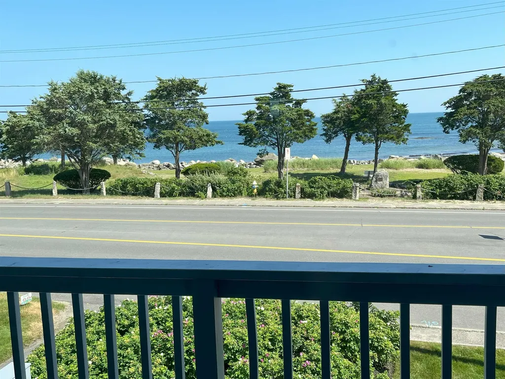 947 Ocean Boulevard Hampton NH 03842