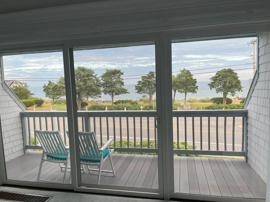 947 Ocean Boulevard Hampton NH 03842