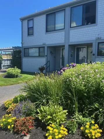 947 Ocean Boulevard Hampton NH 03842