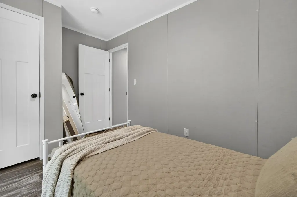 6 Neil Drive Allenstown NH 03275