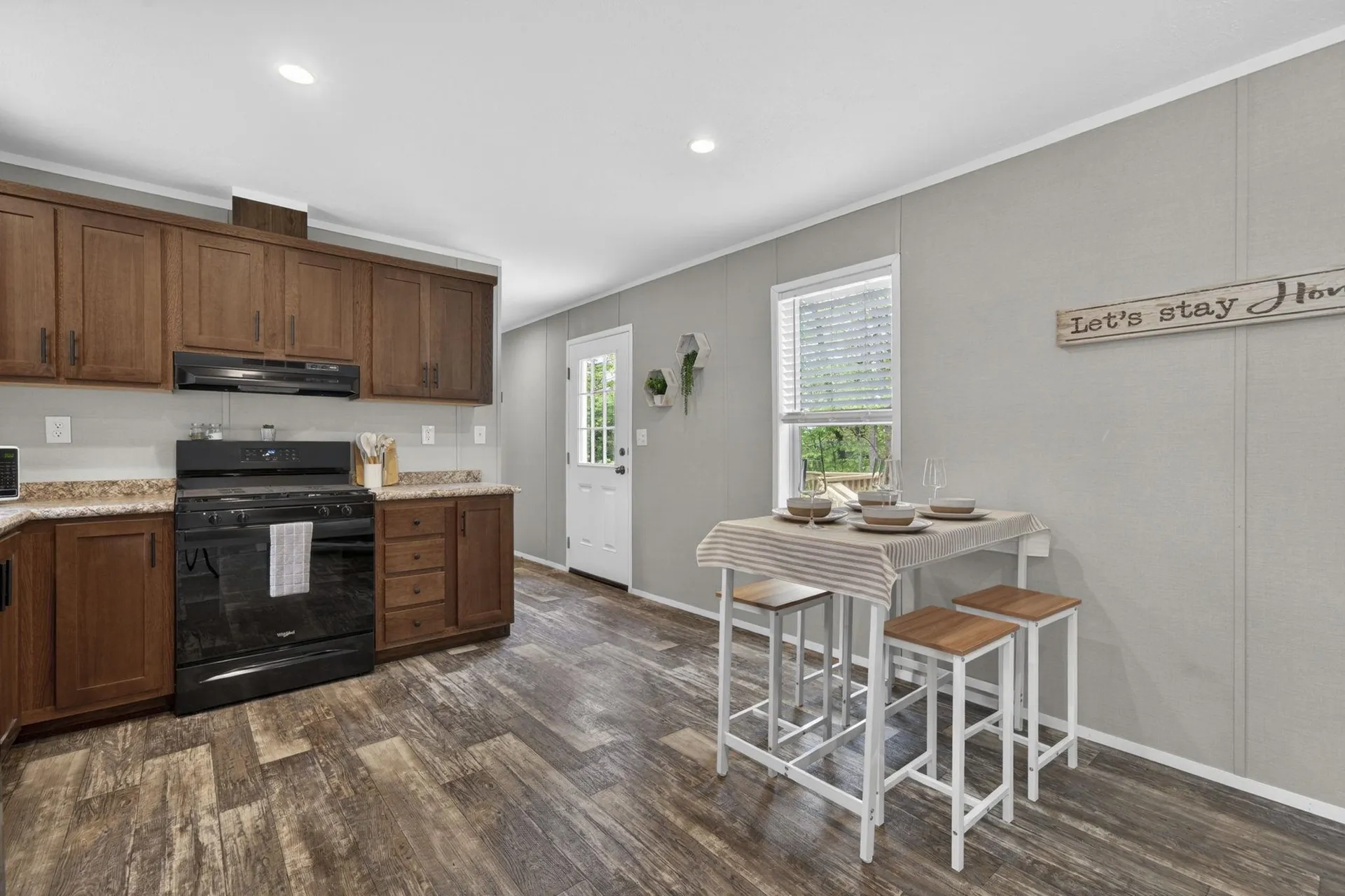 6 Neil Drive Allenstown NH 03275