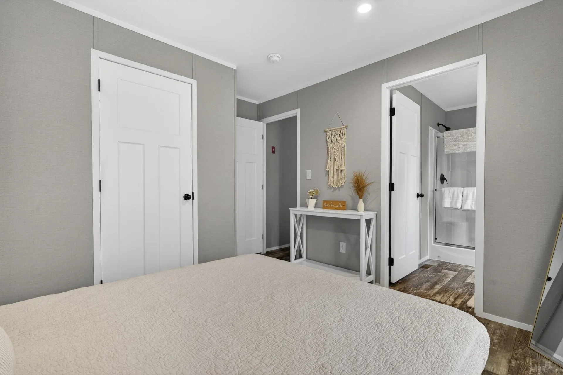 6 Neil Drive Allenstown NH 03275