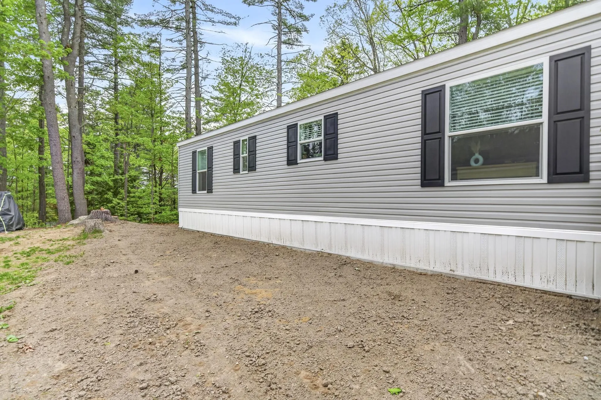 6 Neil Drive Allenstown NH 03275