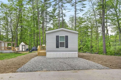6 Neil Drive Allenstown NH 03275