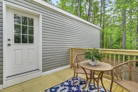 6 Neil Drive Allenstown NH 03275