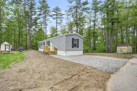 6 Neil Drive Allenstown NH 03275