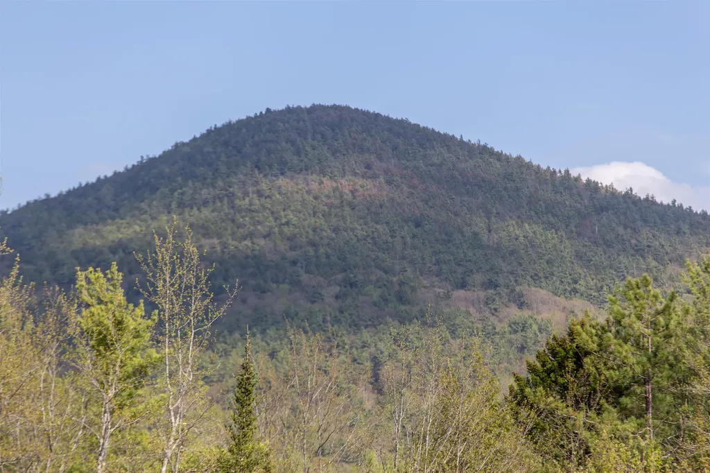 00 Elijah Beede Road Sandwich NH 03227