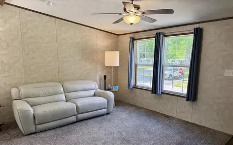 23 South Elderberry Lane Rochester NH 03867