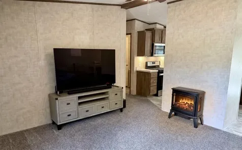 23 South Elderberry Lane Rochester NH 03867